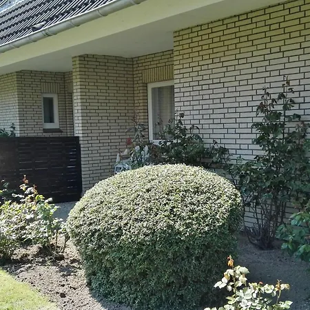Haus Meeresbrise Wohn-nr- 8 Mit Balkon By Interhome Apartment Busum
